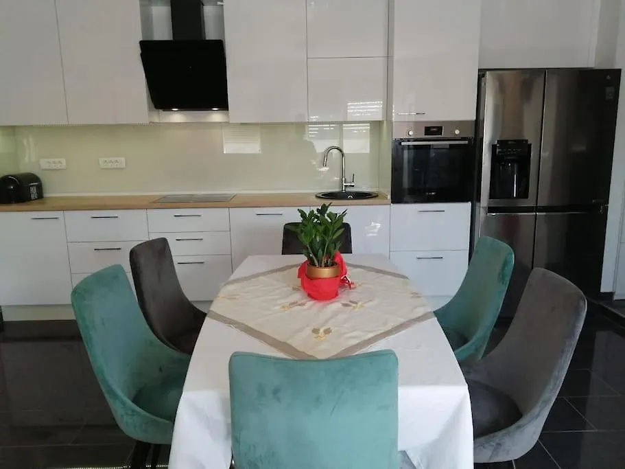 Apartment Apartmani Jukic 3 Kastela