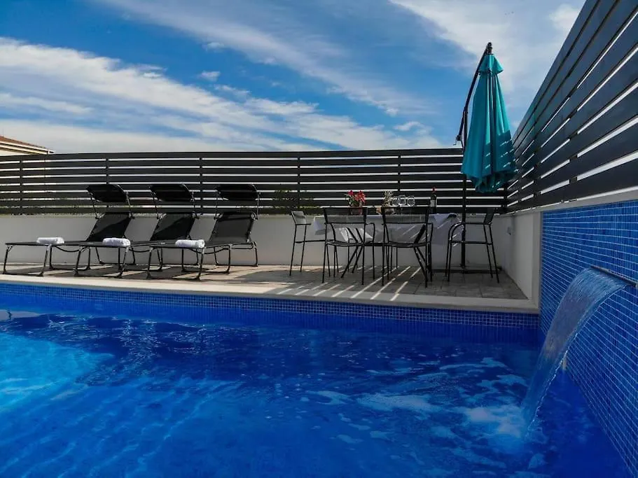 Apartmani Jukic 3 Kastela