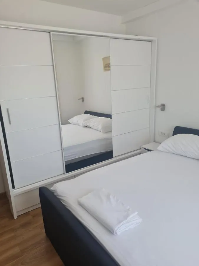 Apartment Apartmani Jukic 3 Kastela Croatia